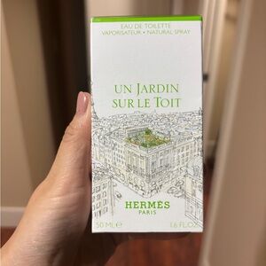 Hermes Un Jardin Sur Le Toit